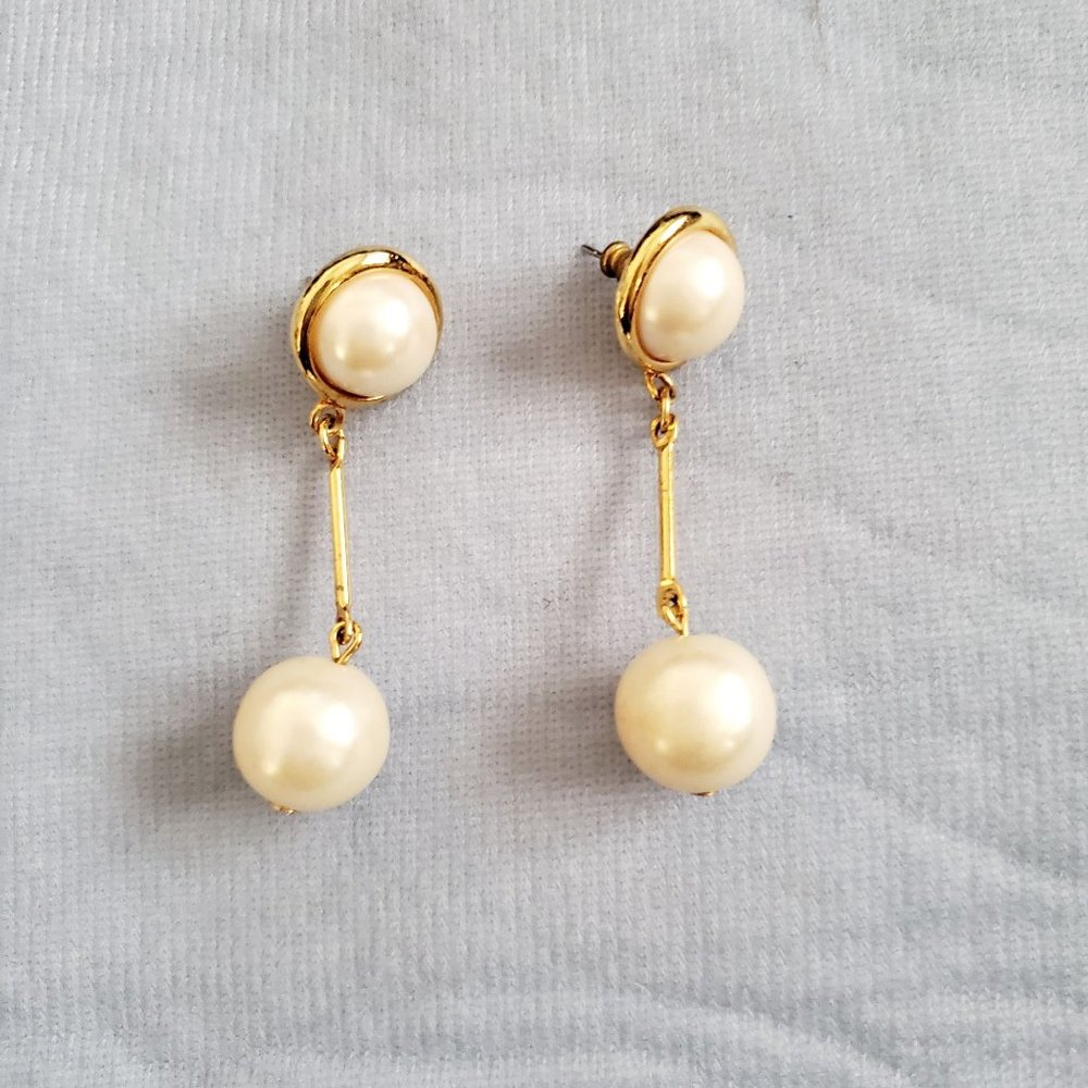 Women's Fashion Jewelry Gold-Tone And Pearl Linear Drop Dangle Earrings - Picture 3 of 10